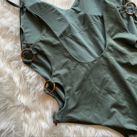Aerie Womens Maillot Dream One Piece Swimsuit Green Cut Out Spaghetti Strap L - Picture 5 of 6